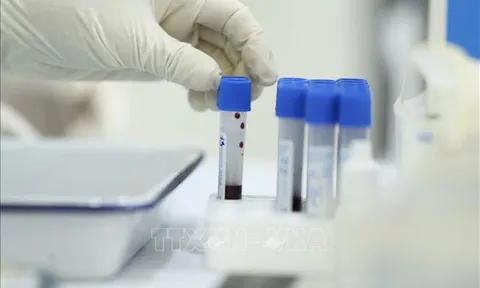 Hà Nội thông tin về 2 trường hợp dương tính với SARS-CoV-2