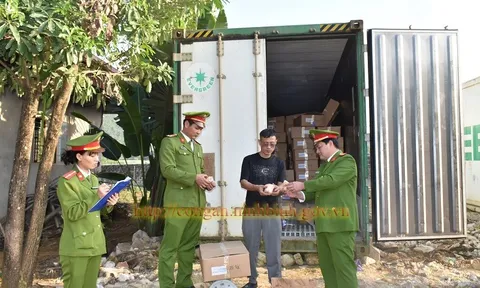 Phát hiện cơ sở bảo quản gần 50 tấn thịt trâu, chân lợn không giấy tờ hợp lệ chuẩn bị đưa ra thị trường