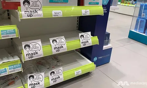 Cửa hàng thuốc ở Trung Quốc bị phạt 10 tỷ đồng vì bán khẩu trang với giá cắt cổ