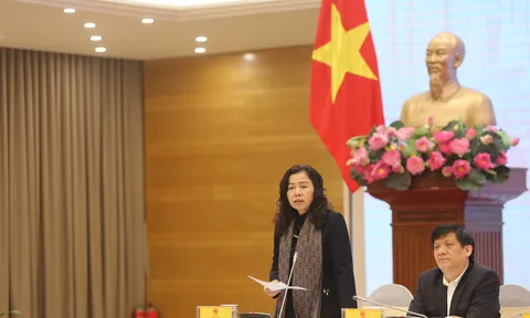 Bộ Tài chính sẽ miễn thuế nhập nguyên liệu sản xuất khẩu trang, nước sát khuẩn