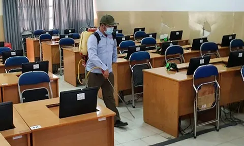 TP.HCM cho học sinh nghỉ học thêm 1 tuần