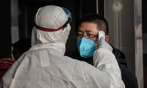 811 người Trung Quốc tử vong vì virus Corona