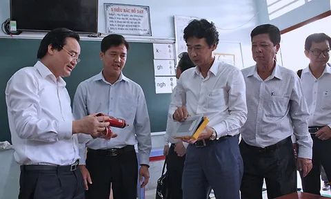 Bộ trưởng Phùng Xuân Nhạ: Sẽ lùi thời điểm kết thúc năm học 2019-2020