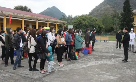 Lào Cai: 52 công dân đầu tiên được trở về nhà sau 14 ngày cách ly