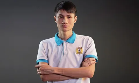 Hé lộ vai trò của game thủ Hồng Anh trong đường dây đánh bạc nghìn tỷ qua game đế chế