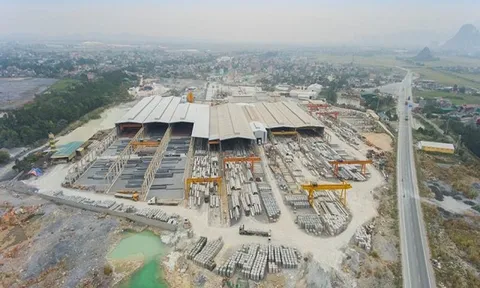 Hà Nam: Công ty CP Amaccao đổ phế thải ra môi trường
