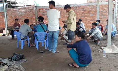 Cảnh sát nổ súng triệt phá trường gà ở Mỹ Tho