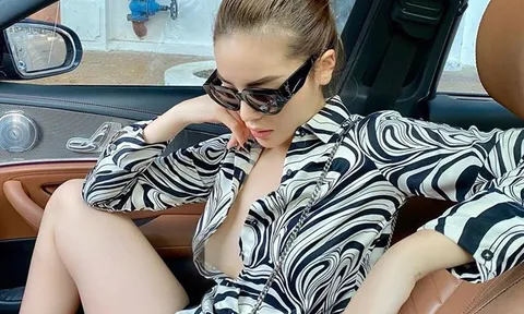 Đăng ảnh hớ hênh, Hoa hậu Kỳ Duyên bị chỉ trích