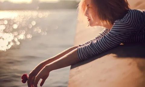 Trên đời này có những thứ còn quan trọng hơn tình yêu