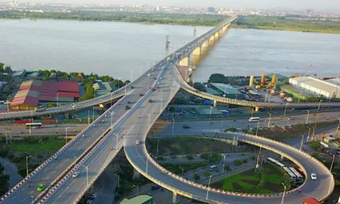 Từ 25/2, rào 1 nửa cầu Vĩnh Tuy để sửa chữa