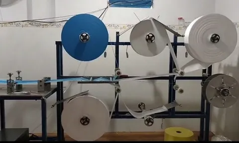 Phát hiện xưởng sản xuất khẩu trang không phép ở Bình Phước