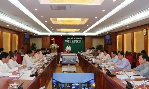 Đề nghị Bộ Chính trị xem xét kỷ luật ông Lê Thanh Hải, ông Lê Hoàng Quân
