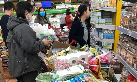 Bộ Công Thương khẳng định hàng hóa vẫn dồi dào, không nên lo lắng, tích trữ thực phẩm