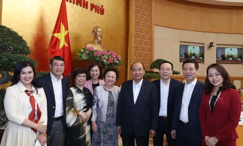 Thủ tướng: Dịch bệnh làm khó khăn gấp đôi, chúng ta phải cố gắng gấp ba