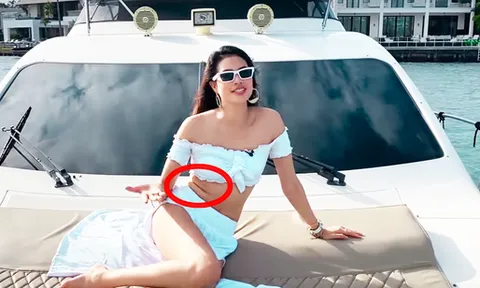 Phạm Hương lộ hình ảnh tố cáo vòng eo ngấn mỡ