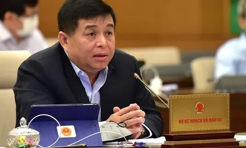 Bộ trưởng Nguyễn Chí Dũng cảm ơn mọi người thăm hỏi, khẳng định trong đoàn của bộ KH&ĐT không có ai mắc Covid-19