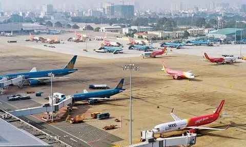 Tạm dừng đưa công dân Việt Nam từ nước ngoài về sân bay Tân Sơn Nhất