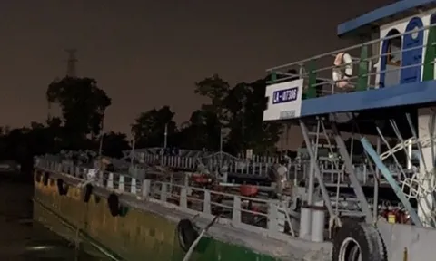 Vụ tàu chở xăng bốc cháy dữ dội: Tìm thấy thi thể nạn nhân mất tích