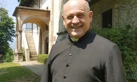 Linh mục Ý mắc Covid-19 qua đời sau khi nhường máy thở cho bệnh nhân trẻ