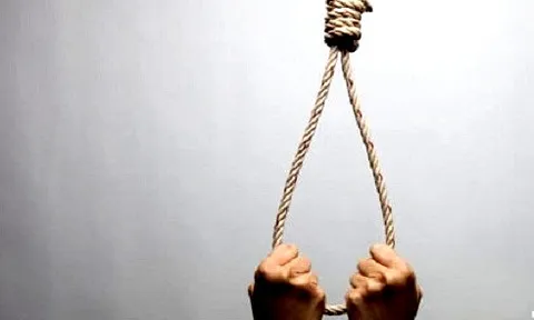 Nghệ An: Nam sinh lớp 6 tử vong trong tư thế treo cổ tại nhà