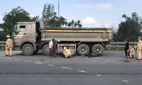 Nữ sinh lớp 9 bị xe tải cán tử vong trên đường đi học thêm