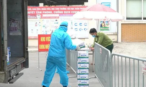 Vinamilk tặng sữa, quà Tết cho hơn 800 trẻ em đón Tết nơi cách ly