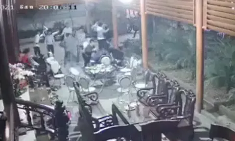 Tạm giữ 20 thanh niên xông vào nhà dân chém 2 người bị thương