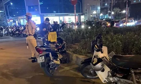 Người đàn ông bị đâm gục sau va chạm giao thông