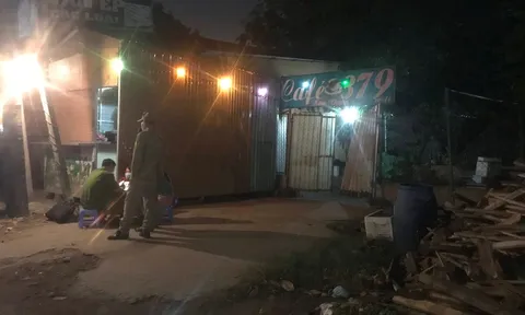 Người đàn ông tử vong bất thường trong quán cà phê chòi