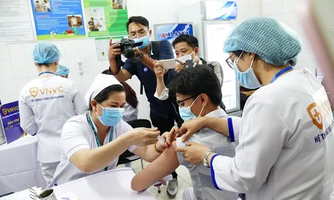 NÓNG: Bộ Y tế thông tin lịch trình cung ứng 60 triệu liều vaccine phòng COVID-19