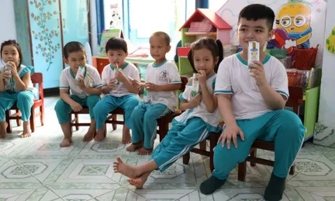 4 năm triển khai, sữa học đường tỉnh Bến Tre 'được lòng' cả thầy trò, phụ huynh