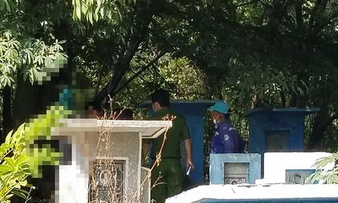 Phát hiện người đàn ông tử vong tại phần mộ của bố mẹ tại nghĩa trang