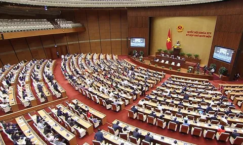 Bế mạc kỳ họp cuối cùng của Quốc hội khóa XIV