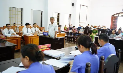 Xét xử 'trùm xăng giả' Trịnh Sướng: Chỉ 40% là xăng thật