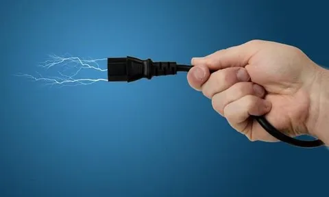 Nam sinh lớp 10 ở Nghệ An bị điện giật tử vong lúc nửa đêm
