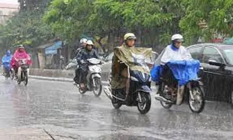 Đêm nay (15/4), Bắc Bộ có mưa rào và dông cục bộ