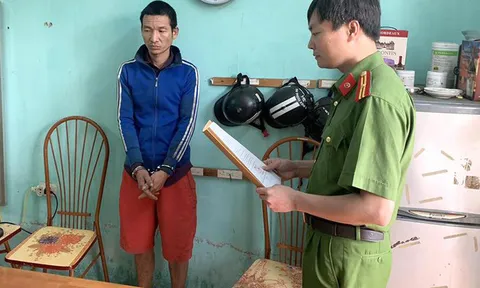 Bắt đối tượng trói tay ông nội để cưỡng hiếp con gái riêng của vợ