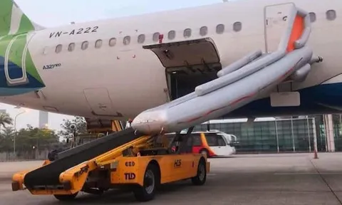 Hành khách tự ý mở cửa thoát hiểm, nhiều chuyến bay bị ảnh hưởng