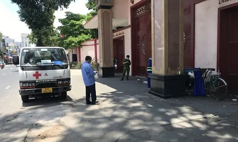 Phát hiện người đàn ông tử vong trên xe xích lô ở TP.HCM