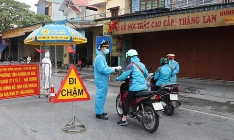 Ghi nhận 2 ca nghi nhiễm COVID-19, Hải Dương nâng cảnh báo dịch lên mức khẩn cấp