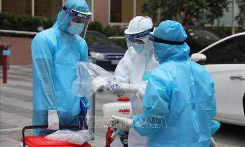 Hà Nội tiếp tục có thêm ca dương tính với virus SARS-CoV-2 mới, là bác sĩ Bệnh viện Phổi Trung ương