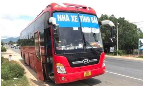 Phát hiện xe khách chở 5 người Trung Quốc trốn trong khoang hành lý vượt gần 2.000km
