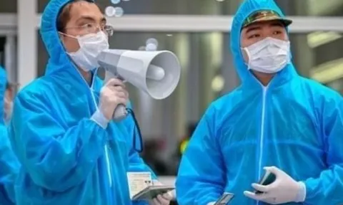 Phát hiện hơn 300 công nhân ở Bắc Giang dương tính với SARS-CoV-2, Bộ Y tế họp khẩn