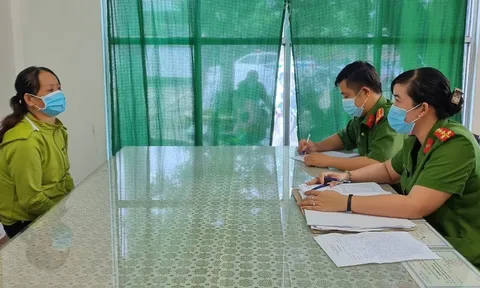 Sợ chồng nghi ngoại tình, người phụ nữ vứt con trai mới sinh xuống sông