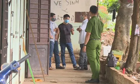 Phát hiện người phụ nữ tử vong trong phòng trọ, con trai 1 tuổi nguy kịch