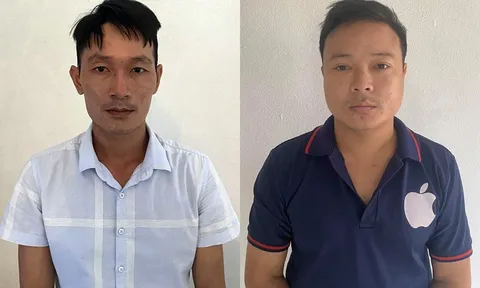 Bắt quả tang đối tượng mang bằng đại học giả đi giao cho khách