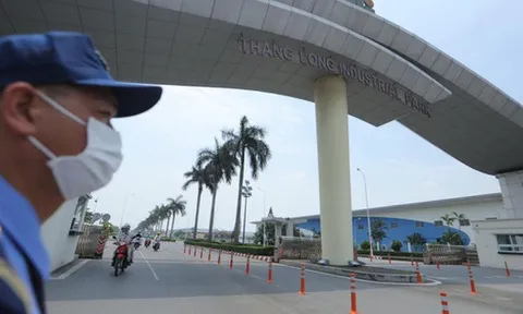 Hà Nội: Xét nghiệm trong đêm cho 1.500 công nhân liên quan tới ca dương tính với SARS-CoV-2