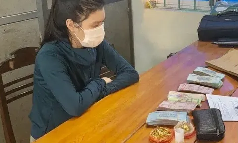 Quảng Bình: Con gái 'đục' két sắt trộm tiền, vàng của mẹ