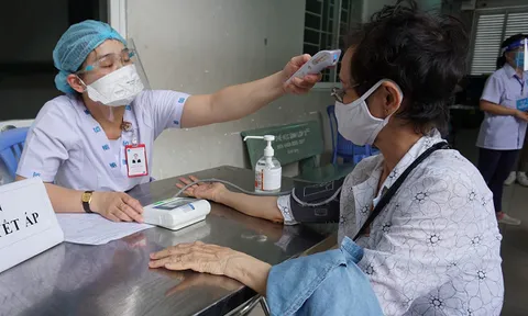 TP.HCM chính thức cách ly F1 tại nhà trên toàn thành phố