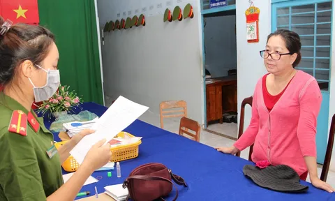 'Bà trùm' cầm đầu đường dây buôn lậu 51kg vàng bị bắt